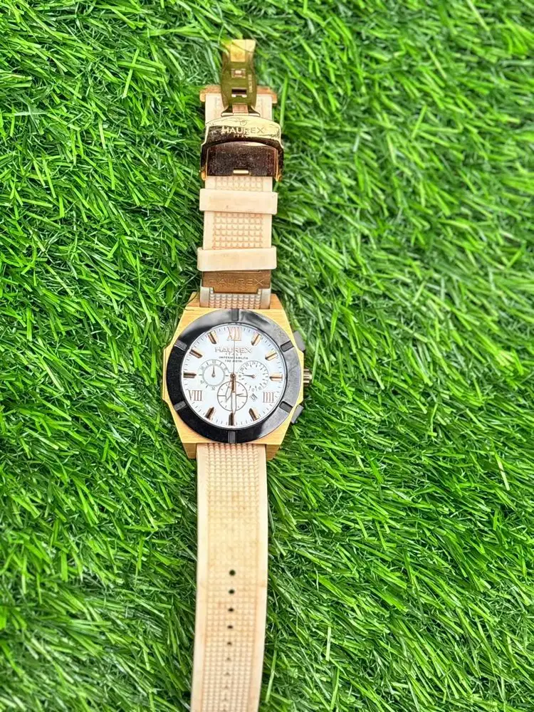 Jam tangan second chronograph Haurex Italy