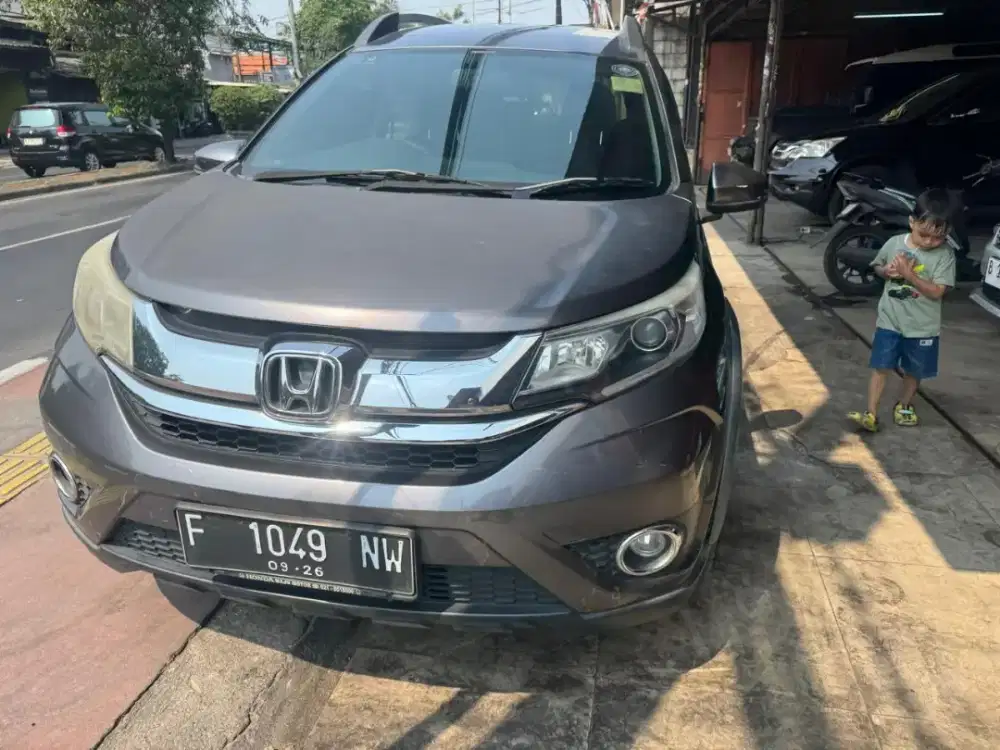 Honda BRV prestige th 2016 AT Tangan pertama dari baru