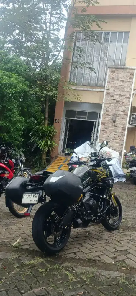 Kawasaki ninja versys 650cc siap pakai