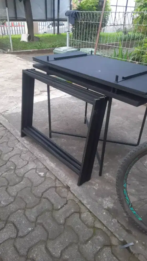 Meja lipat multyi fungsi