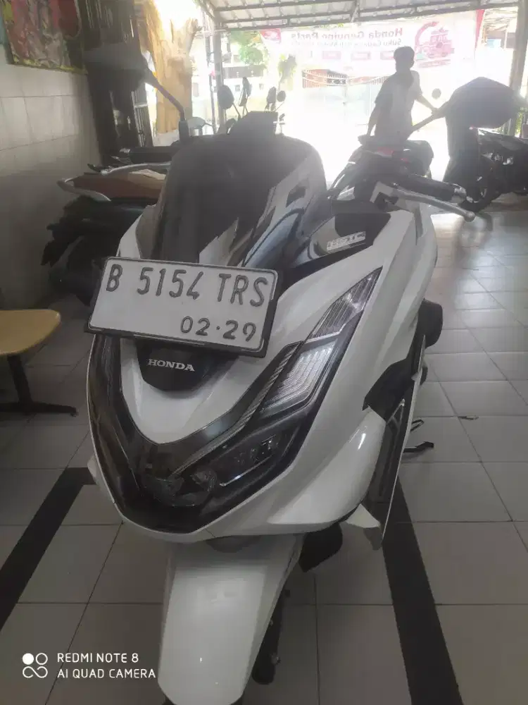 Honda PCX 2024 ABS 160 GRESS SPT BARU (KM 6RB)