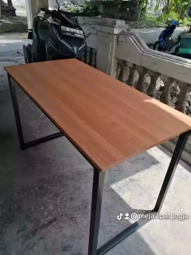 Meja permanen hpl.
