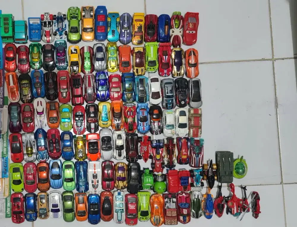 Mainan Mobil Hot Wheels