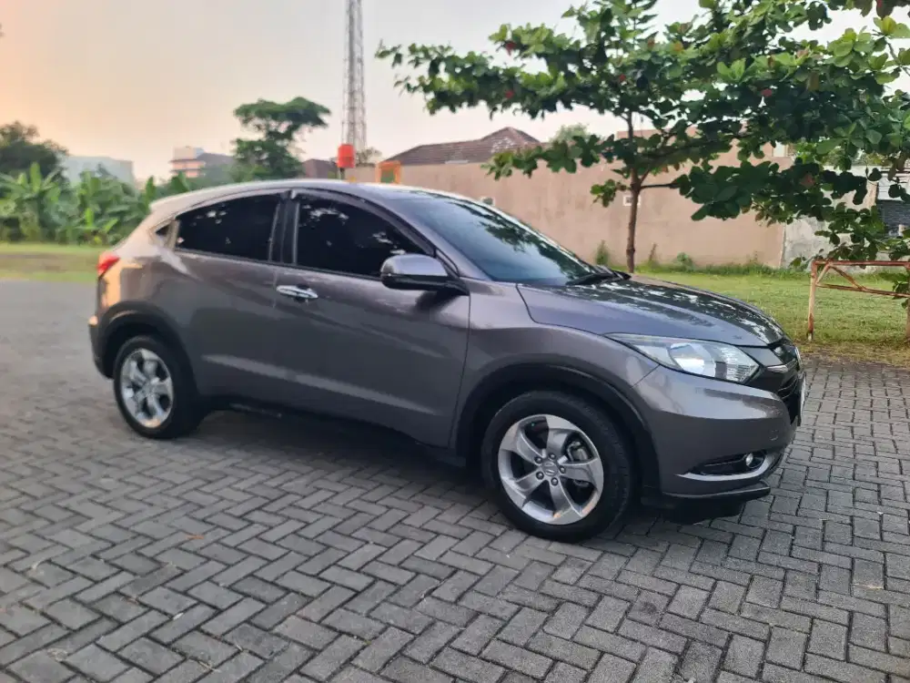 DP5JT//HONDA HRV E AT