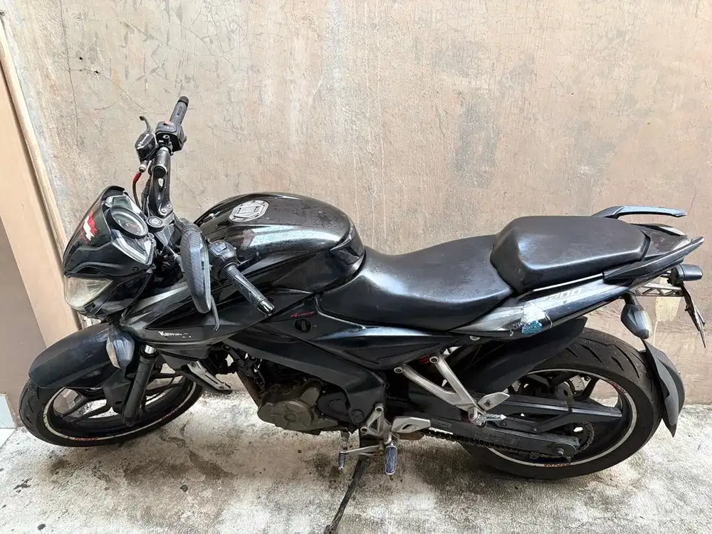 Dijual Kawasaki Fulsar Bajaj 2013