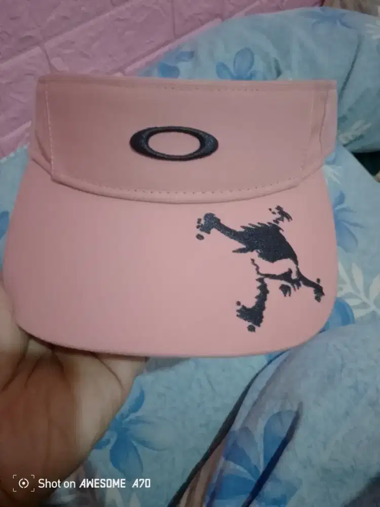 topi visor Oakley