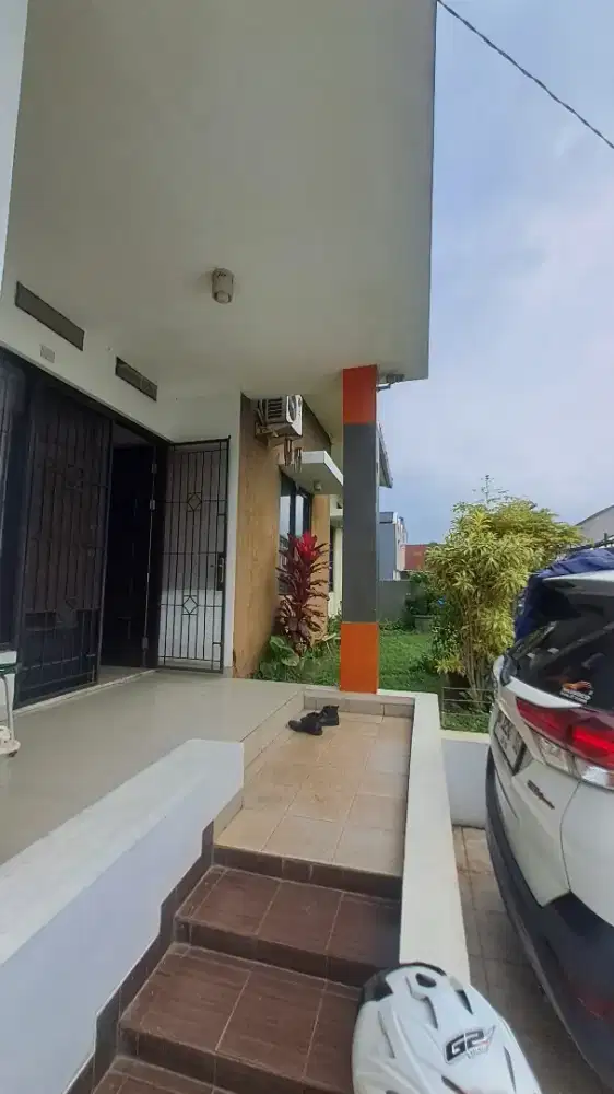 Rumah bagus siap huni di cisaranten arcamanik antapani
