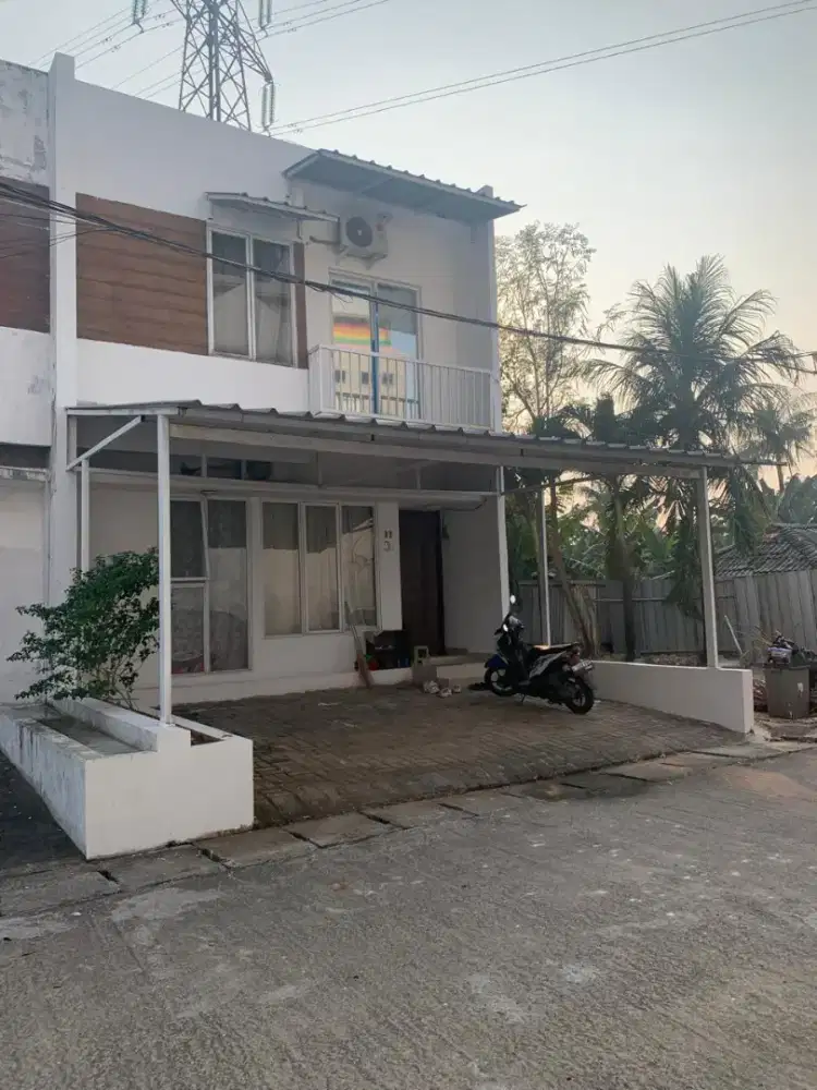 Di jual rumah hook