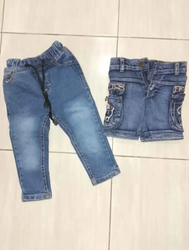 Celana jeans anak laki-laki