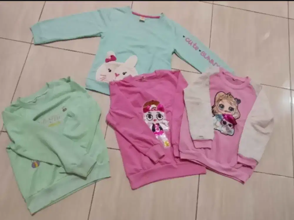 Baju anak perempuan