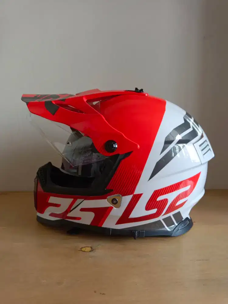 Helm LS 2 Pioneer asli