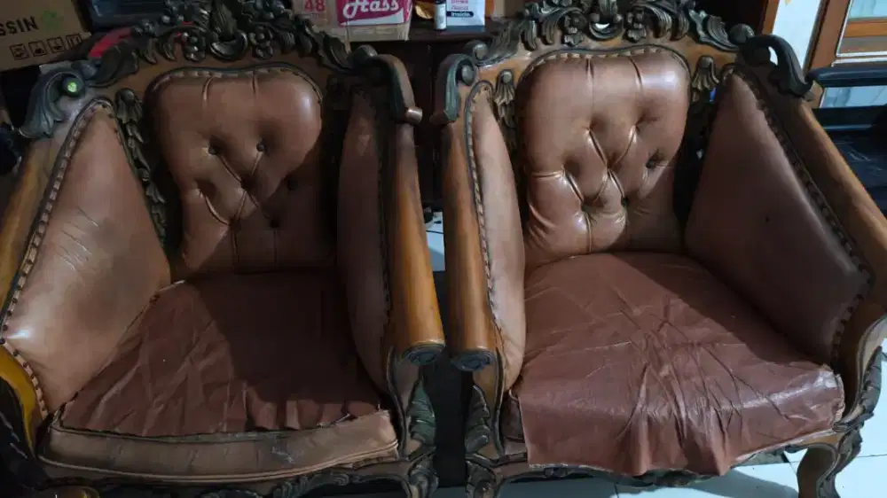 Sofa ukiran jati tua