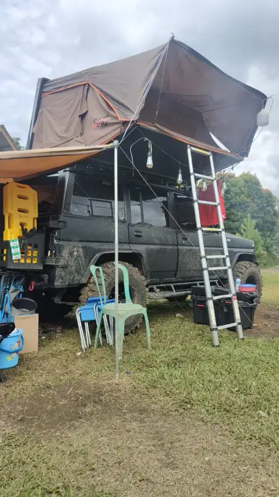 Tenda Atap Mobil SCORPION Hard Case 2,1m