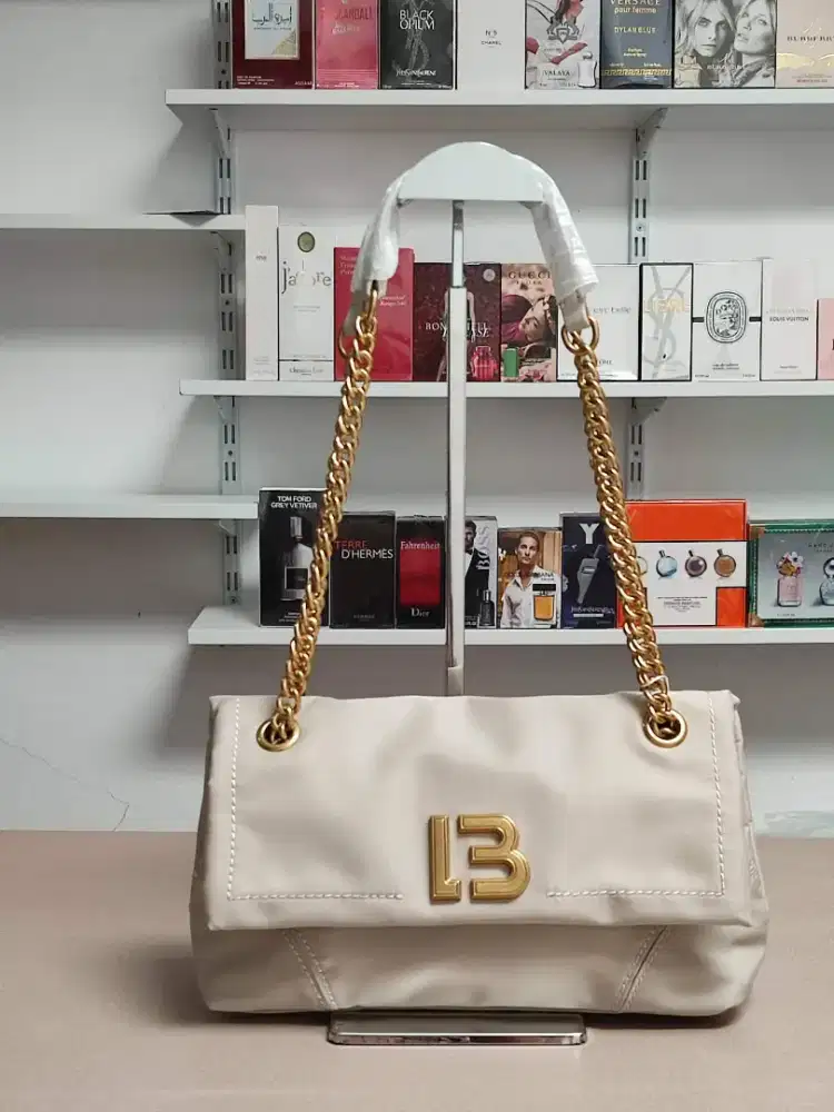 Tas fashion wanita