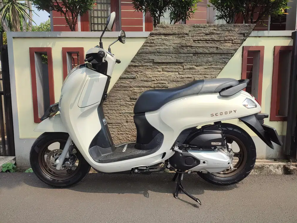 SCOOPY NEW PRESTIGE TAHUN 2024