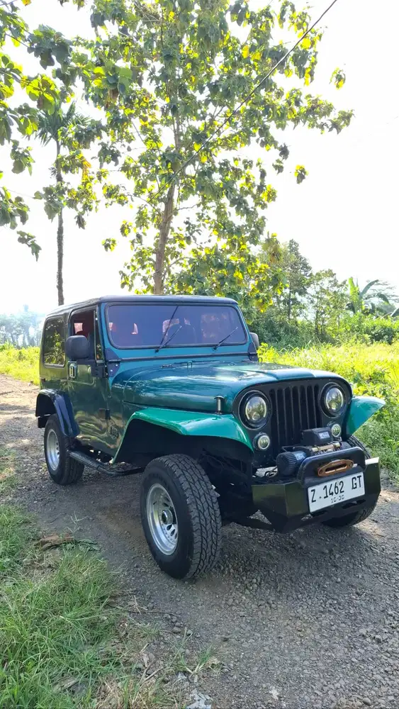 Jeep CJ asli diesel 1981