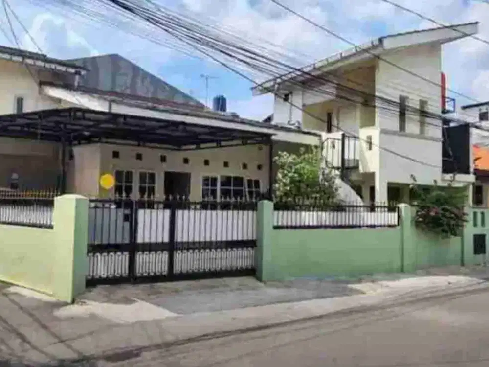 RUMAH CAKEP & LUAS DI KOMPLEK PERUMNAS KLENDER - DUREN SAWIT