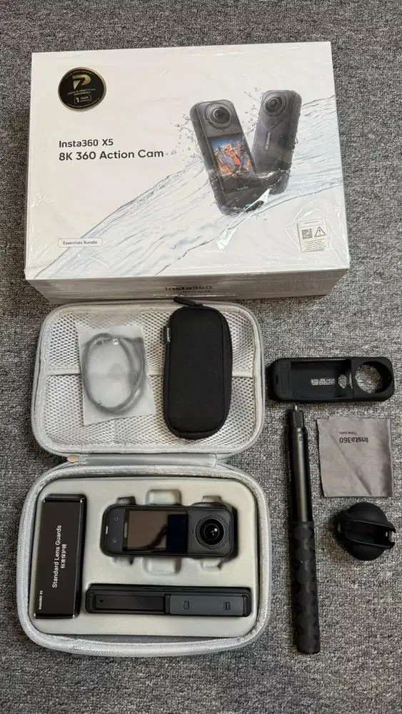 Camera insta 360 X5 essential bundle