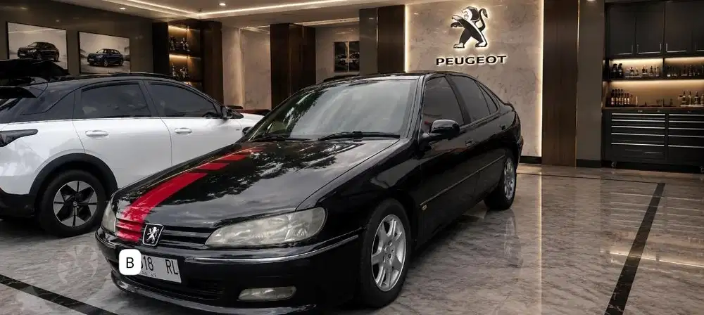Dijual Mobil Sedan Eropa untuk penghoby Peugeot 406 D8 1998 Automatick
