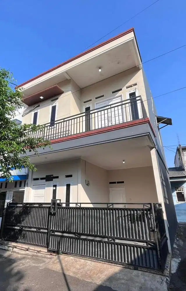 DI KONTRAKAN RUMAH MINIMALIS 2 lt
