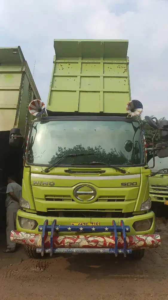FM260JD 2019 dump truck