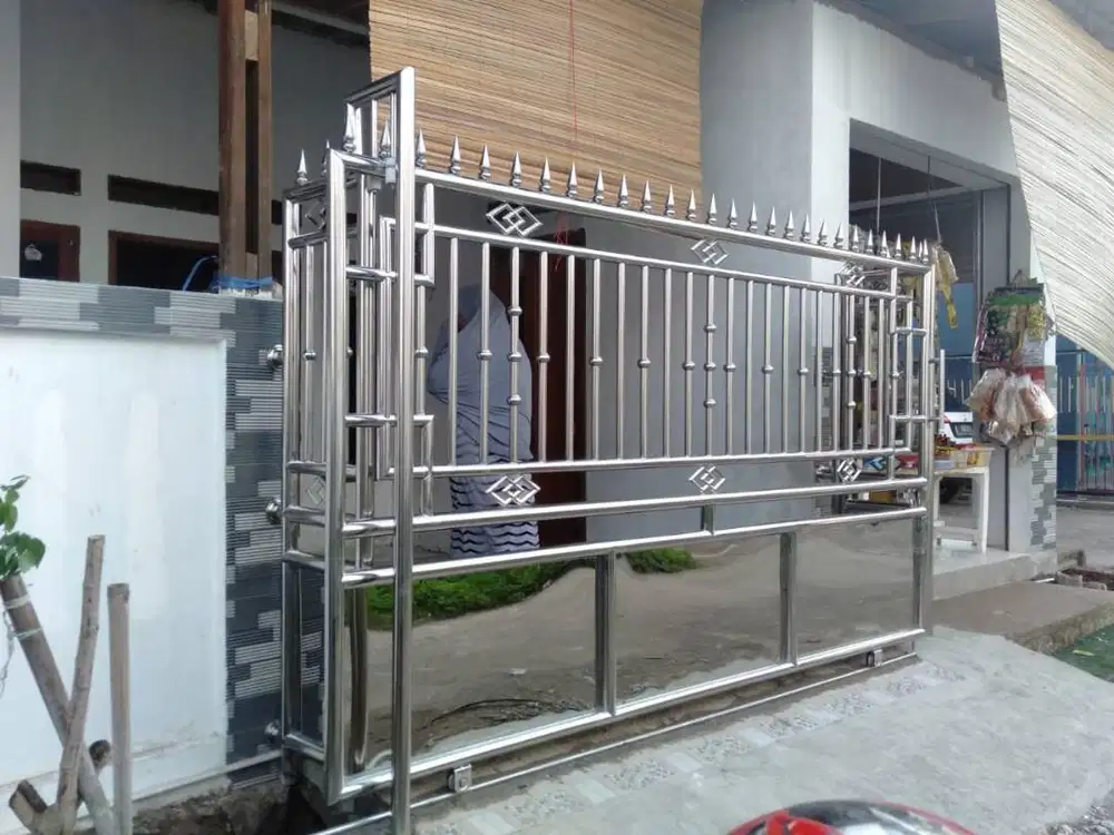 pagar dorong model minimalis