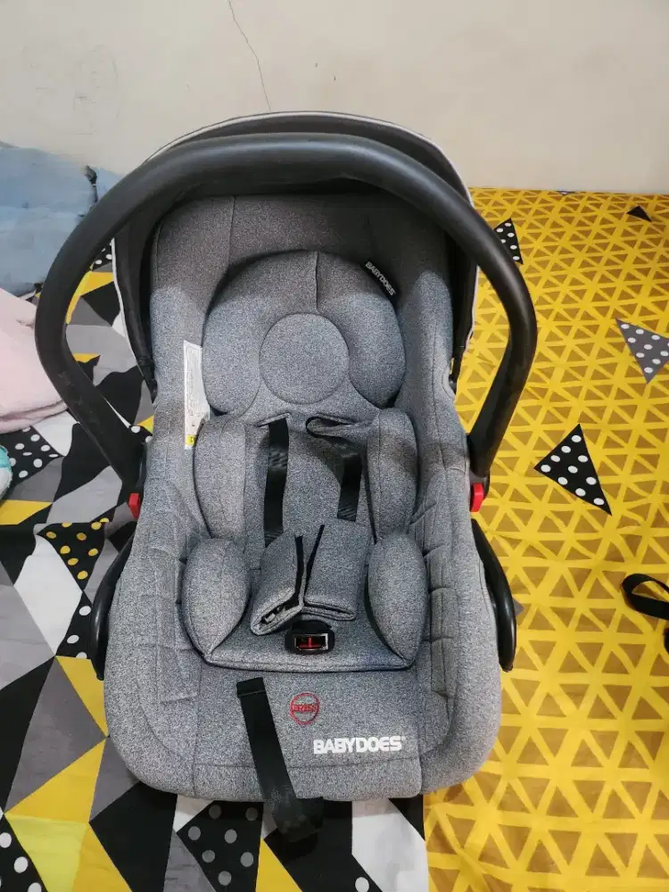 Carseat babydoes