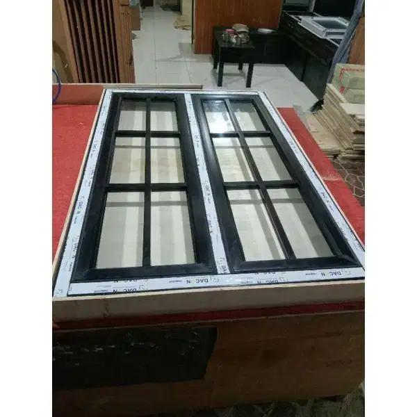 jendela aluminium modern