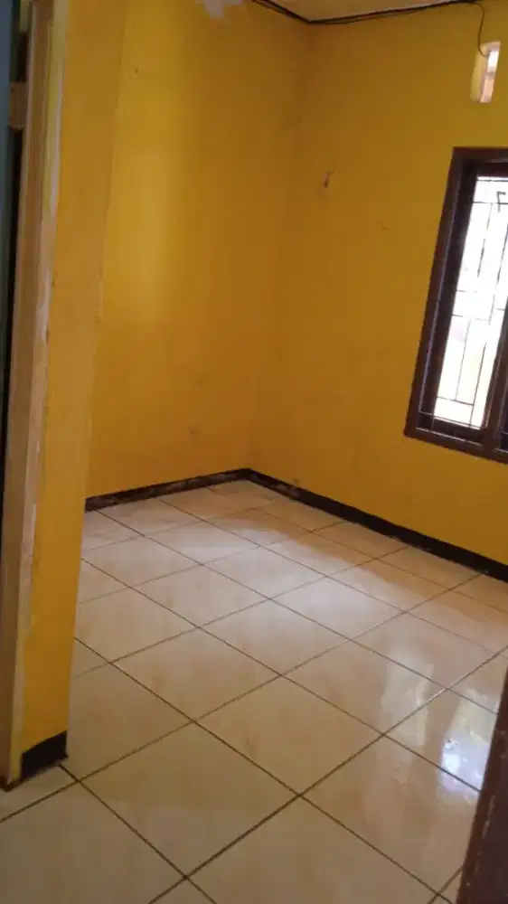 Kost2an PUTERI. kosongan, dekat UNPAD, IPDN, JATOS. KAHATEX  dll