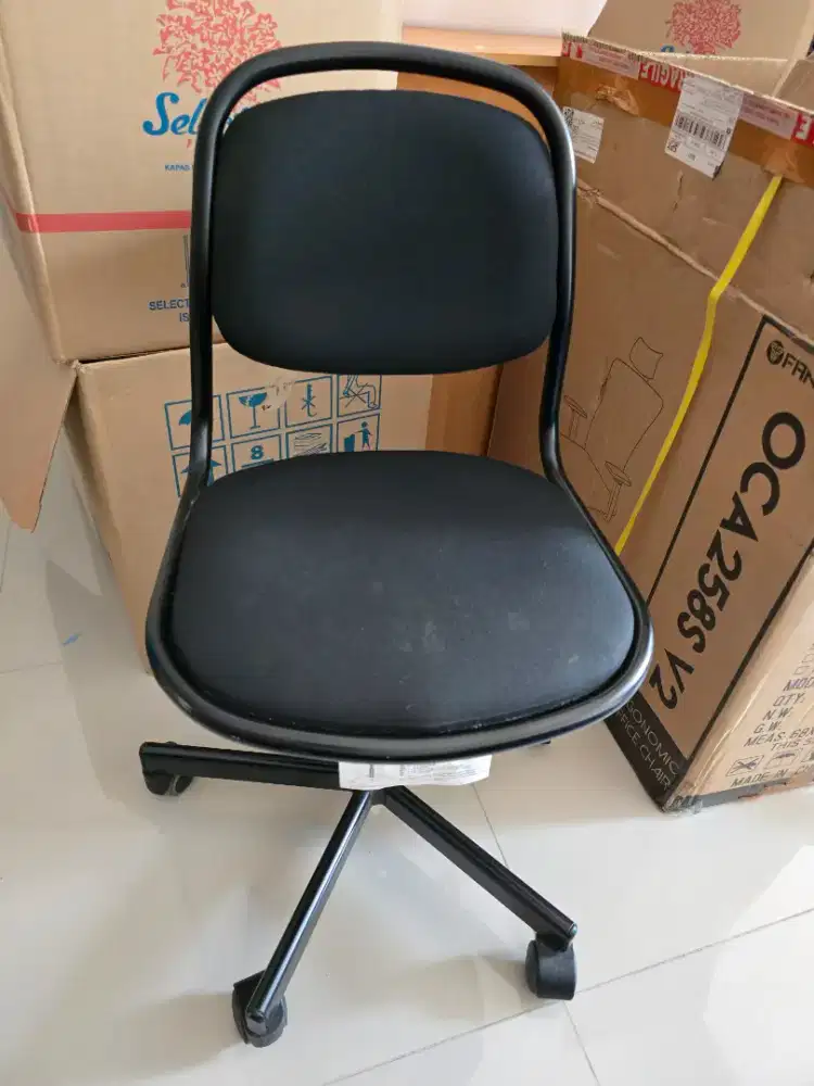 Orfjall kursi utk meja anak