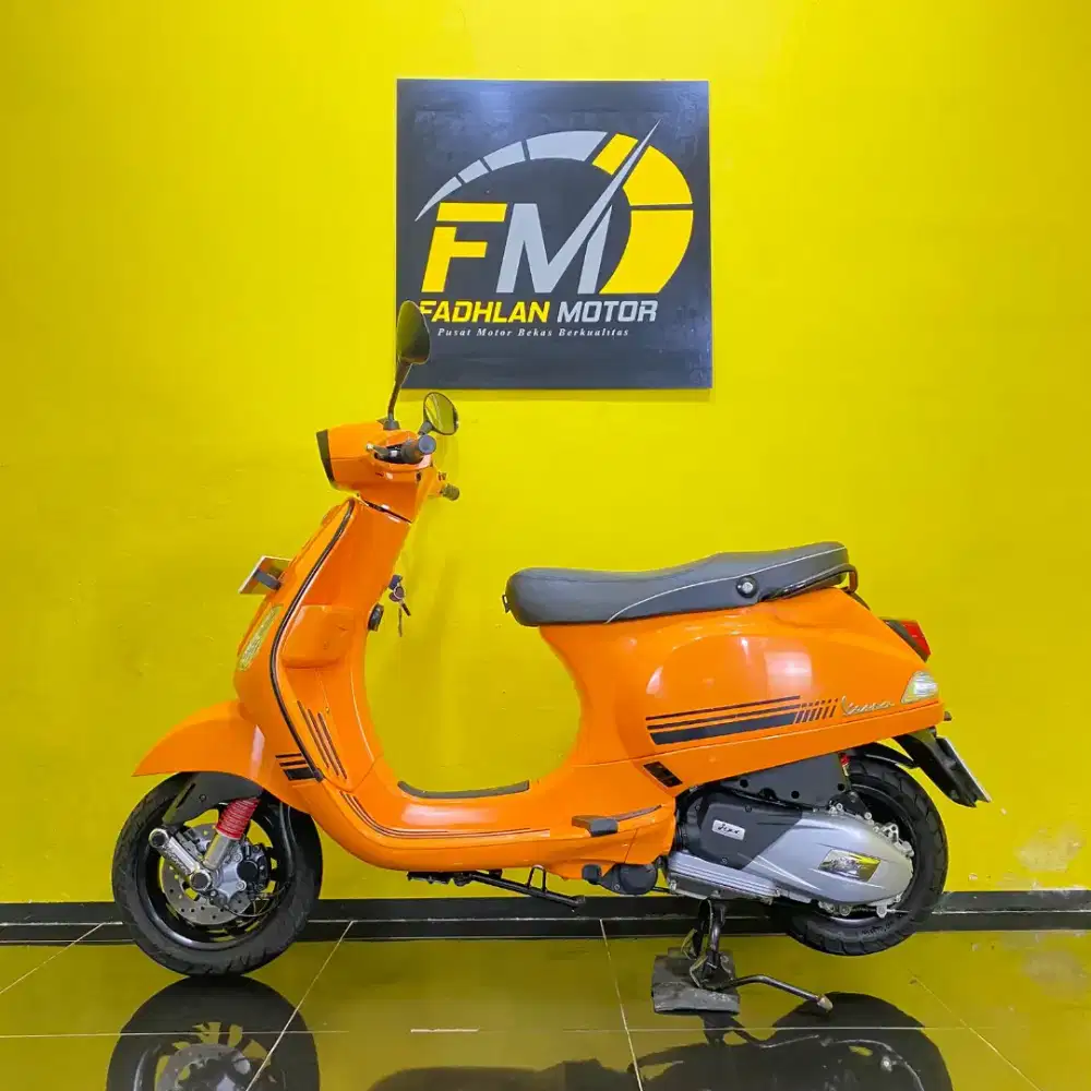 Piaggio Vespa S 125 Tahun 2022 Km low full orisinil Joss Istimewa