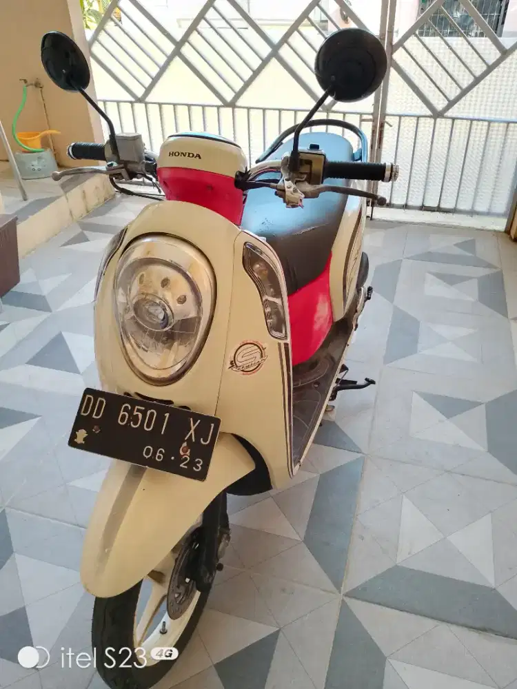 Scoopy F1 2013 injeksi