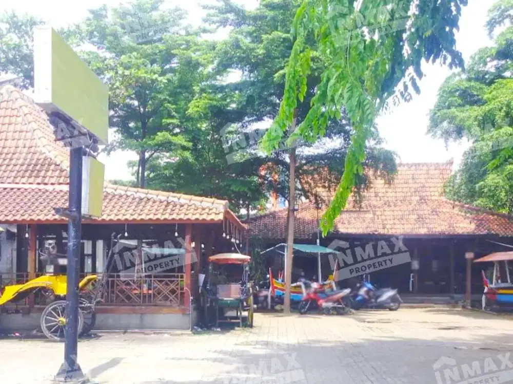 Tempat Usaha Luas Cocok Untuk Usaha Dekat UK Petra Nol Jalan Raya