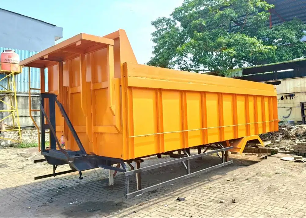 Murah Dump Truck engkel 4x2 Hino ranger dumptruck Lohan Nisan
