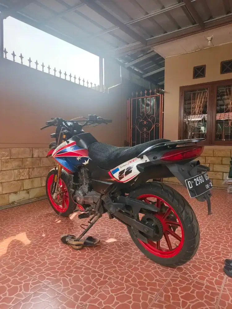 Di jual motor benelli Phyton Treal