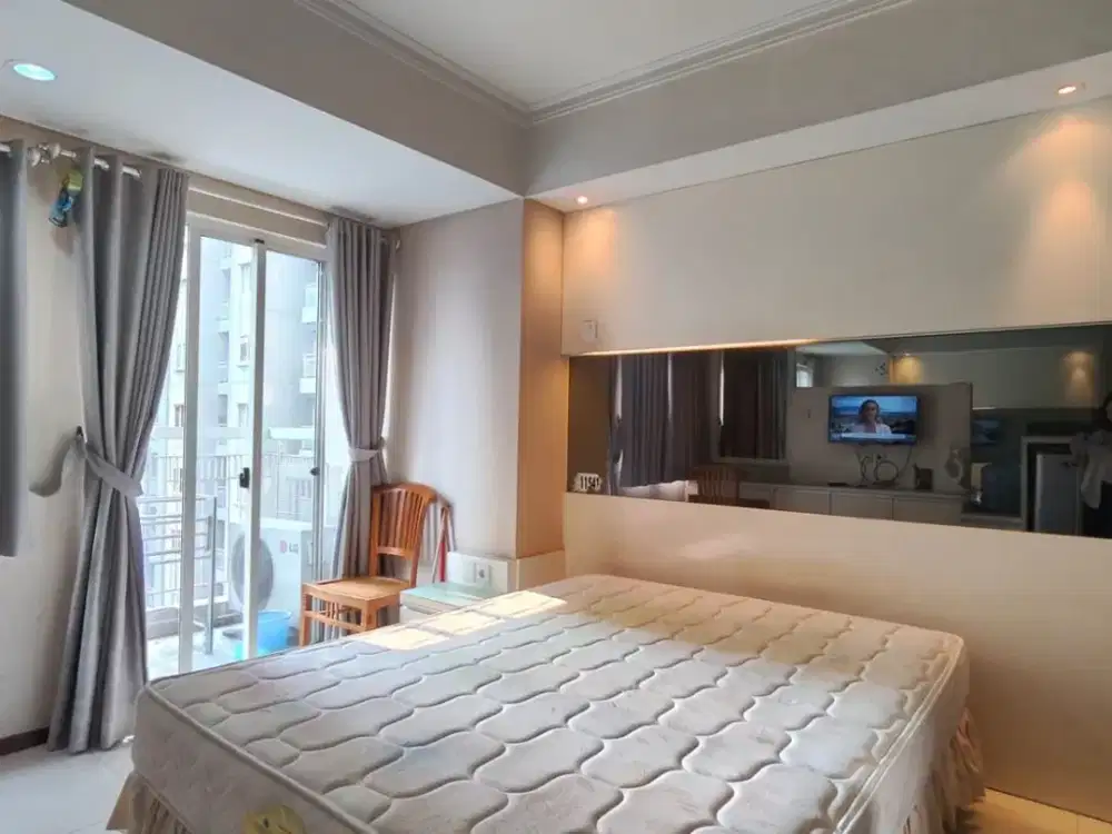 Studio furnish interior view pool Apt.Royal mediterania garden