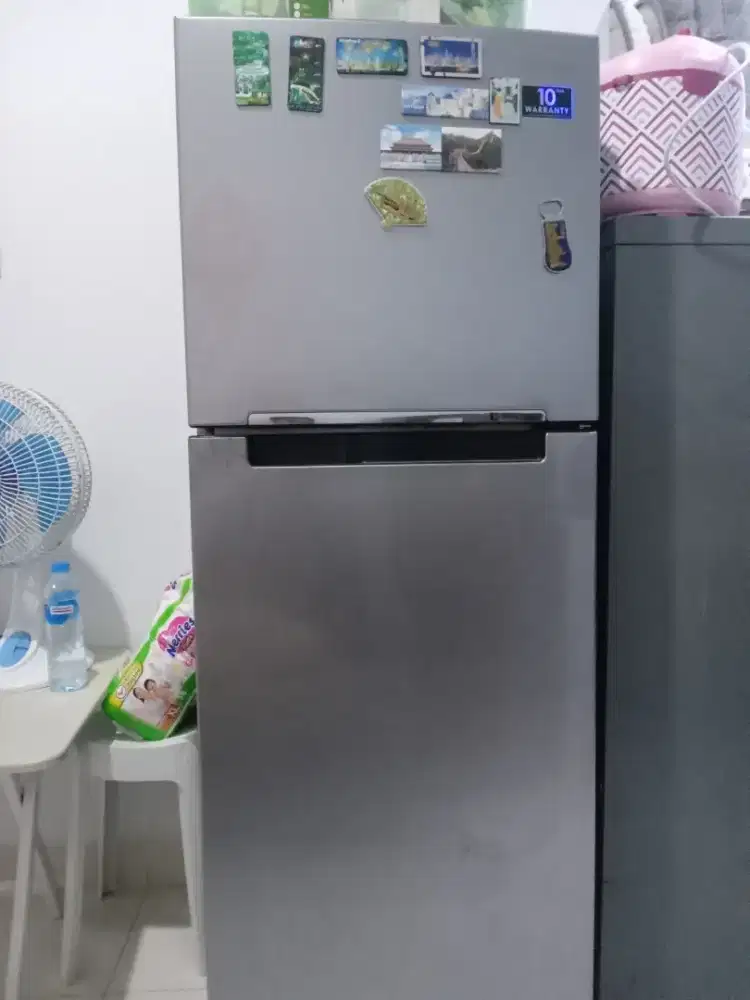 Dijual Kulkas Samsung Inverter