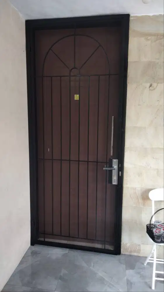 Tralis Pintu Anti Nyamuk