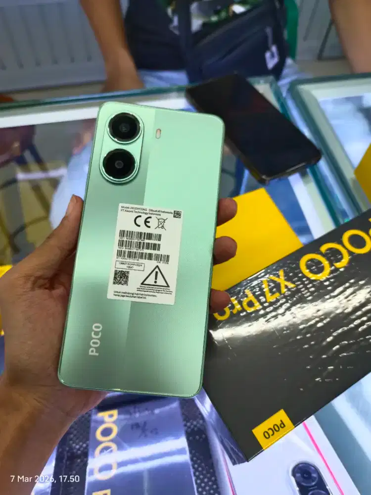 Mau jual dbli Xiaomi poco lengkappp