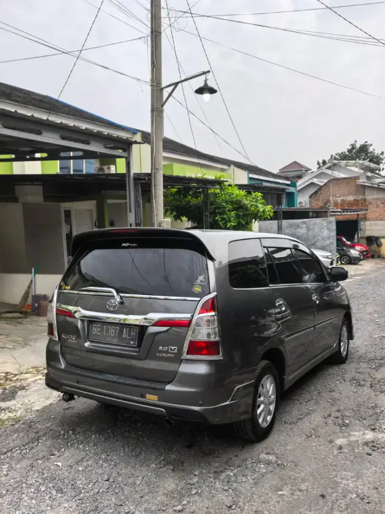 Innova V luxury matic 2014