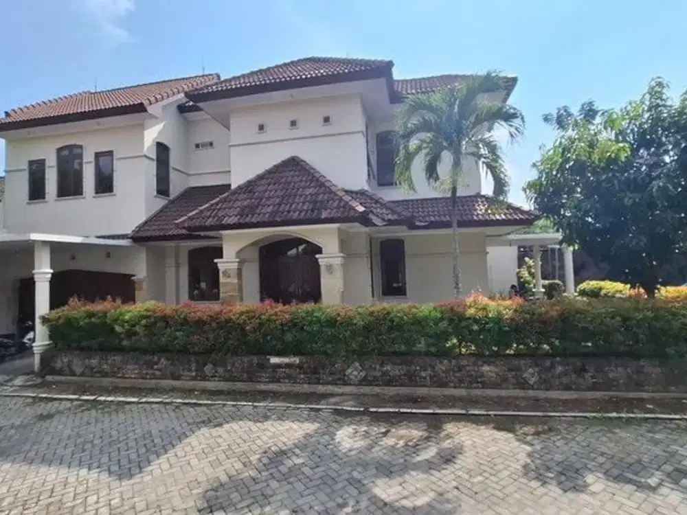 Rumah Mewah 2 Lantai Lokasi Strategis Dekat Kampus UMY - Gamping Sleman