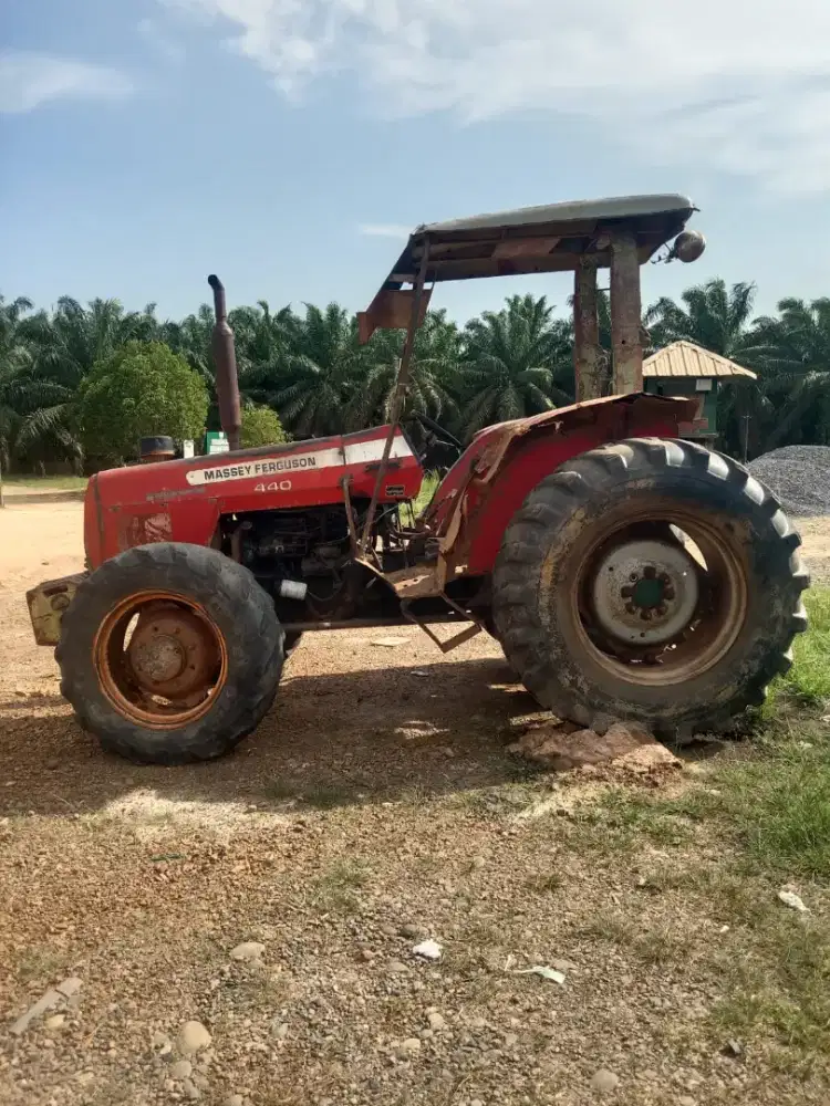 Massey Ferguson MF 440 thn 2007