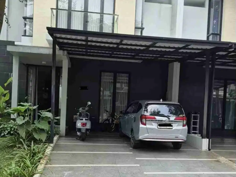 Di Jual Rumah Siap Huni, Lokasi Strategis.  Di CBD Cibubur.