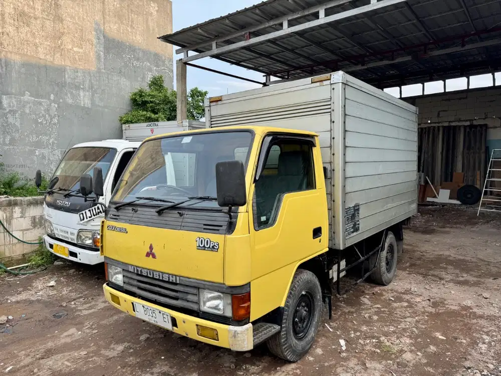 Mitsubishi Ragasa Box 100Ps 4rd 2002