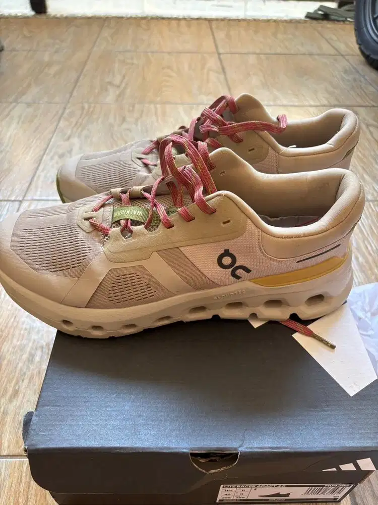 Sepatu On Cloud LA Walkgood