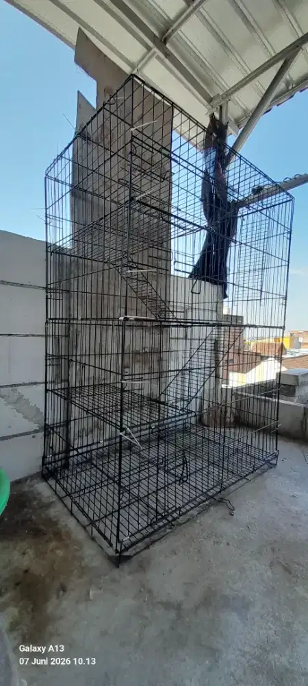 Kandang kucing 4 tingkat
