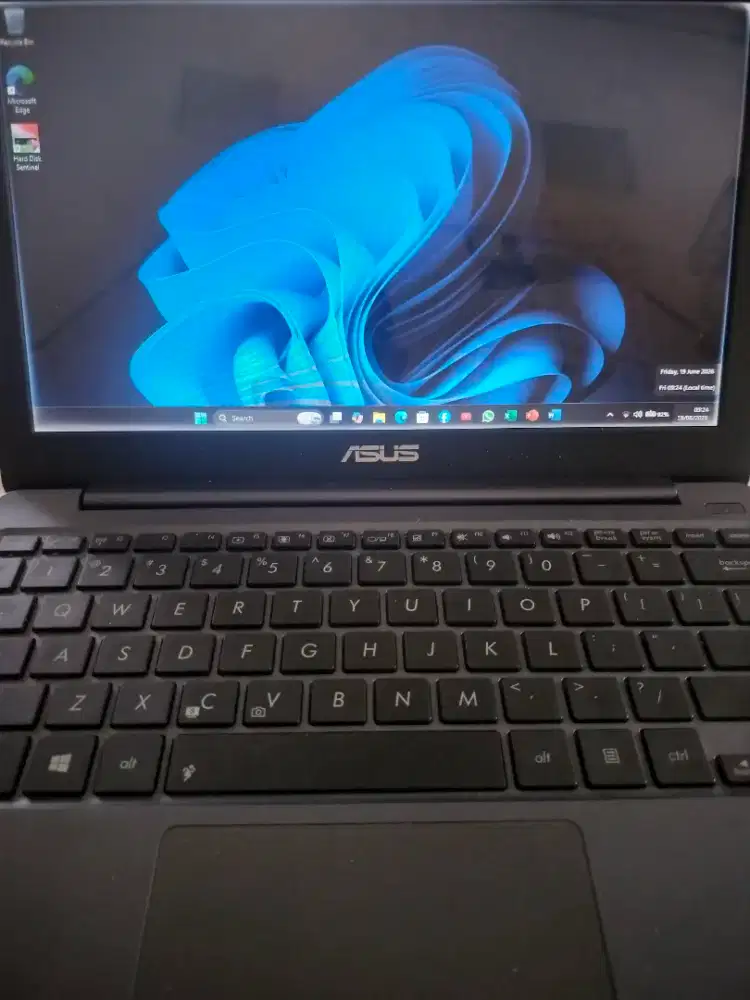 Asus Notebook Celeron N4000