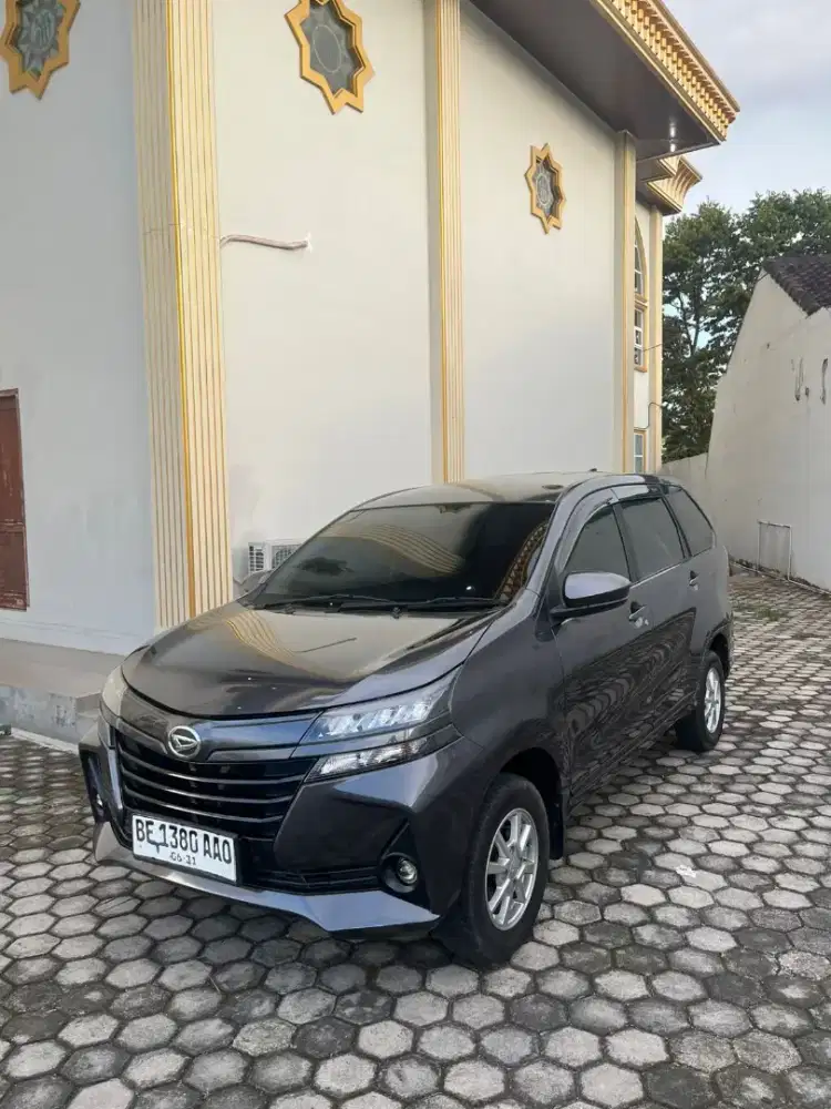 Xenia X Manual 2022