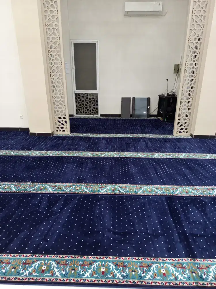 Karpet Masjid Biru Navy Tipe Maulana