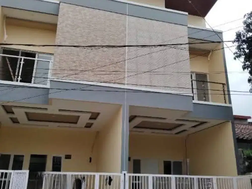 Dijual Rumah Baru 2 lantai dikota harapan indah beaksi(KNT)